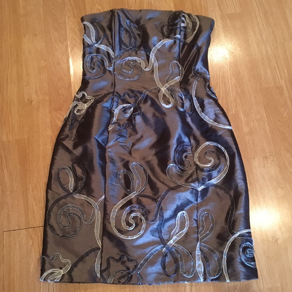 Pretty Platinum dress! Size 10